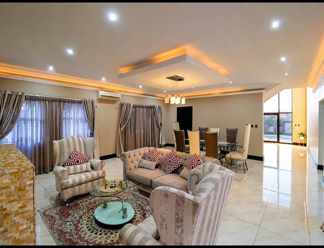 4 BEDROOM GOLF ESTATE FOR SALE IN BLUE VALLEY GOLF ESTATE